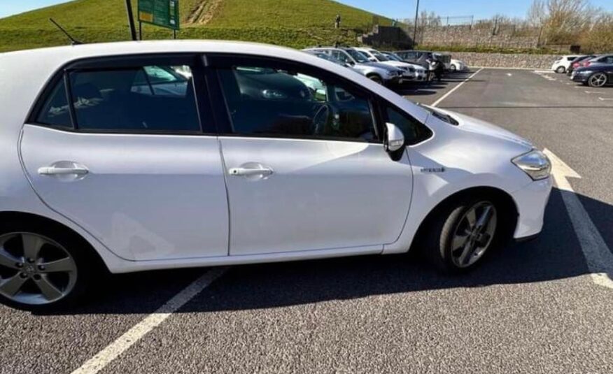 Toyota auris 2011