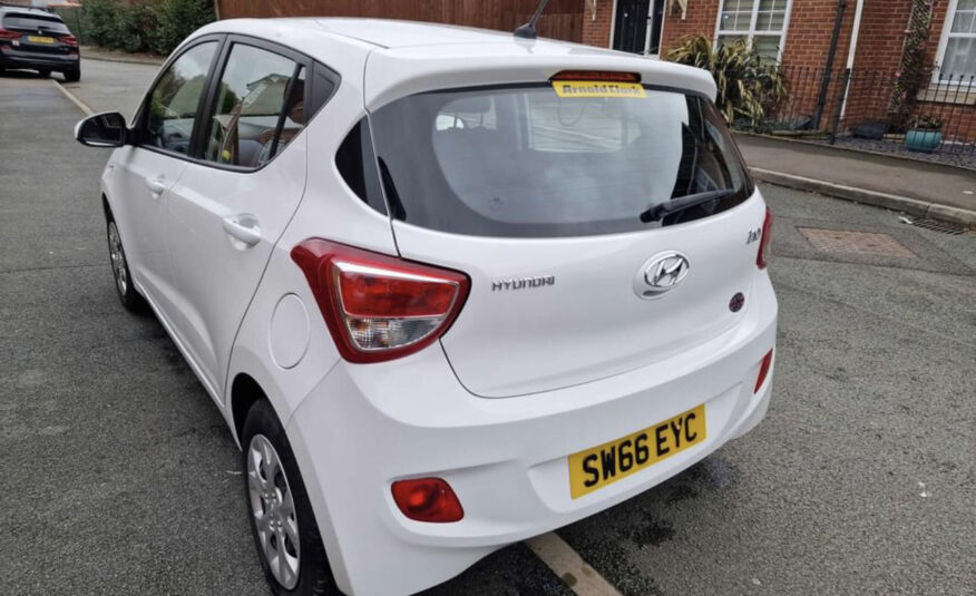 2016 Hyundai i10