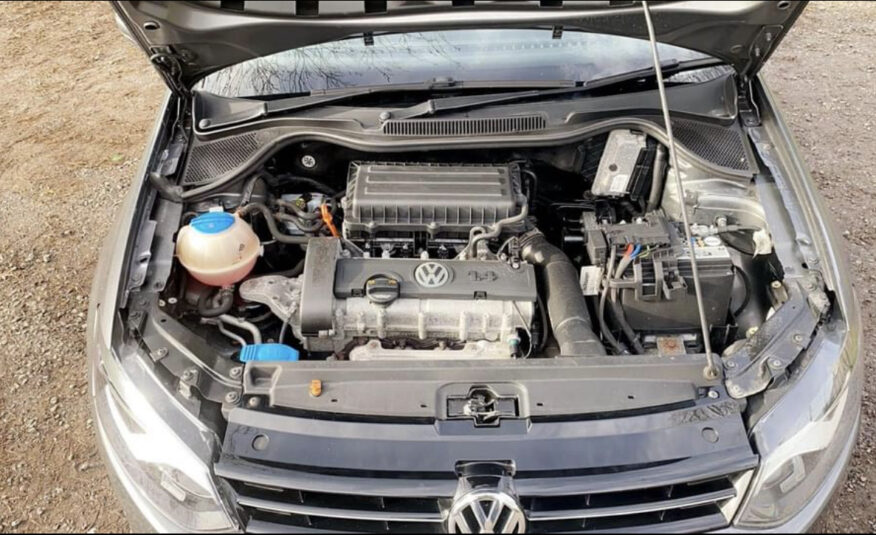 2012 Volkswagen polo