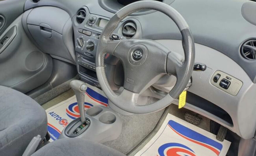 Toyota Yaris 2003