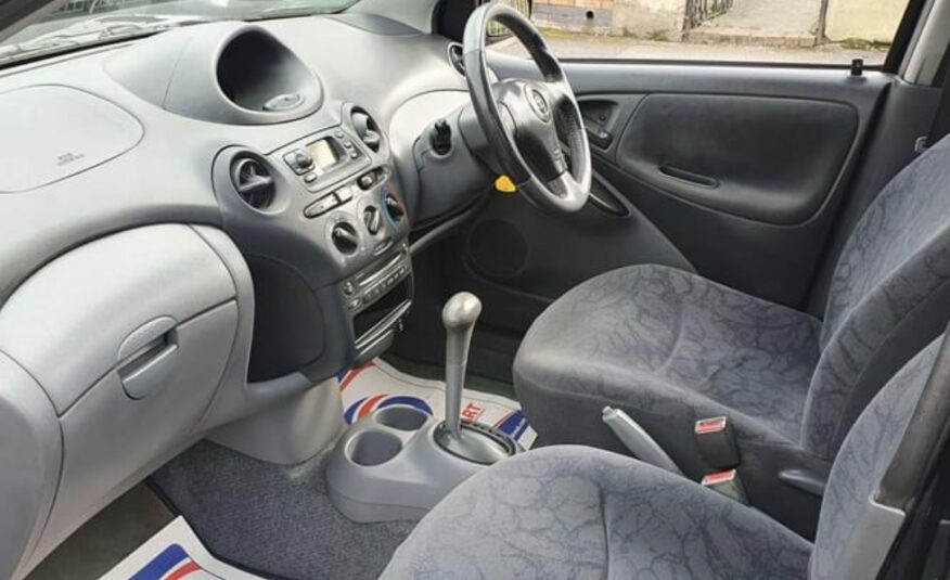 Toyota Yaris 2003