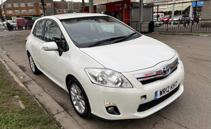 2012 Toyota Auris