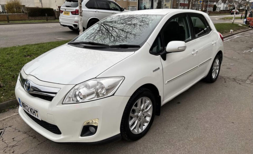 2012 Toyota Auris