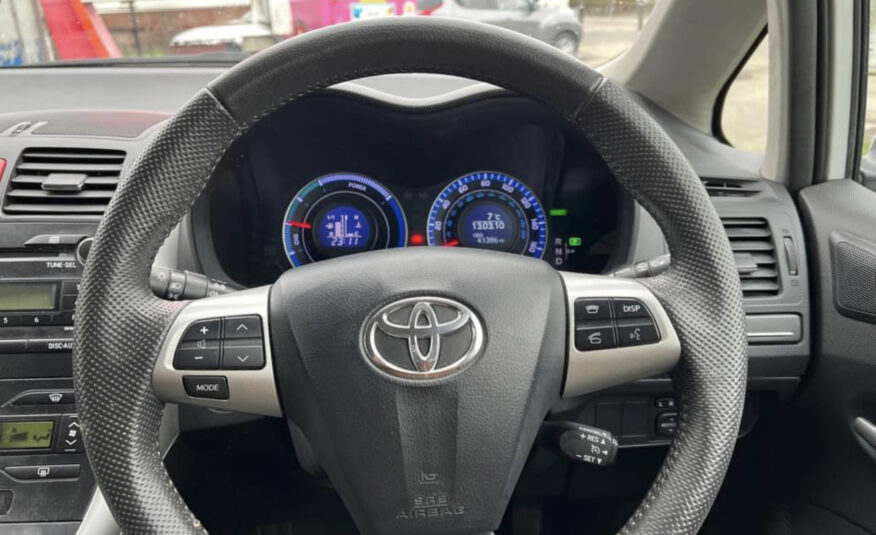 2012 Toyota Auris