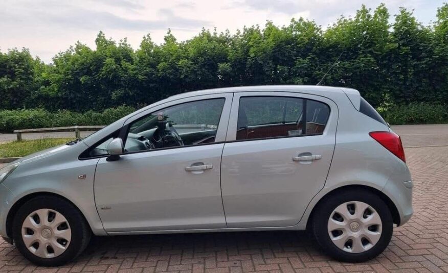 2009 Vauxhall Corsa 1.2 Club 5d Easytronic –