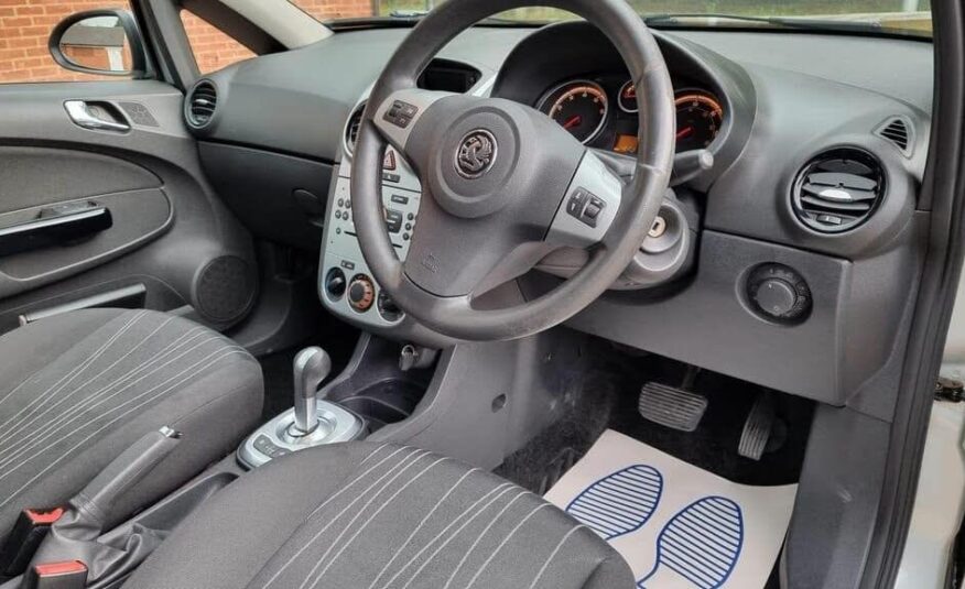 2009 Vauxhall Corsa 1.2 Club 5d Easytronic –