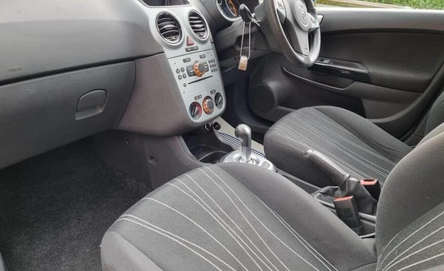 2009 Vauxhall Corsa 1.2 Club 5d Easytronic –