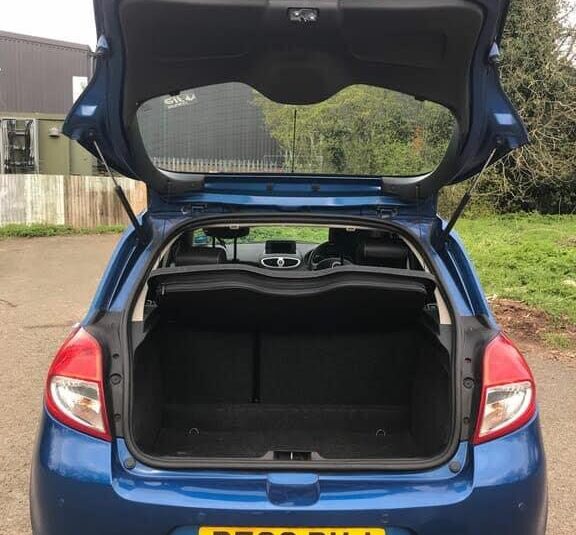 2010 Renault Clio 1.6 Initiale TomTom –