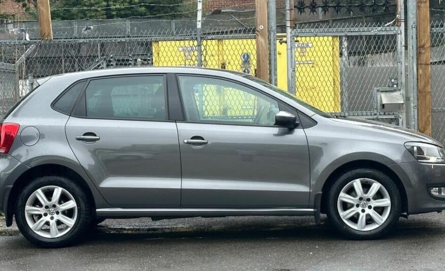 2014 Volkswagen Polo 1.4 Match Edition 5d DSG