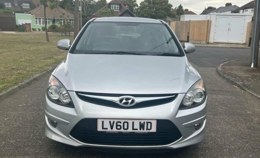 2010 Hyundai i30 1.6TD Comfort 1.6CRDI (115ps) Hatchback auto