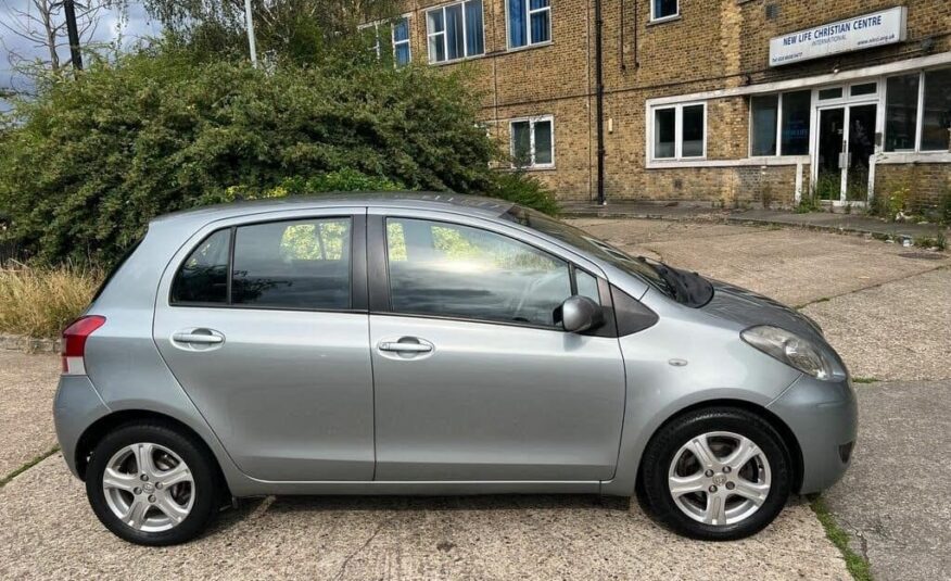 2010 Toyota Yaris 1.33 TR VVT-i 5d MMT