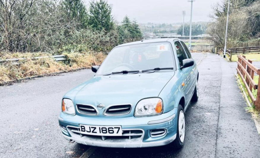 2001 Nissan micra