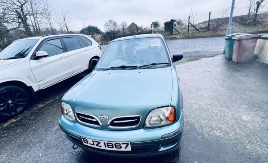 2001 Nissan micra