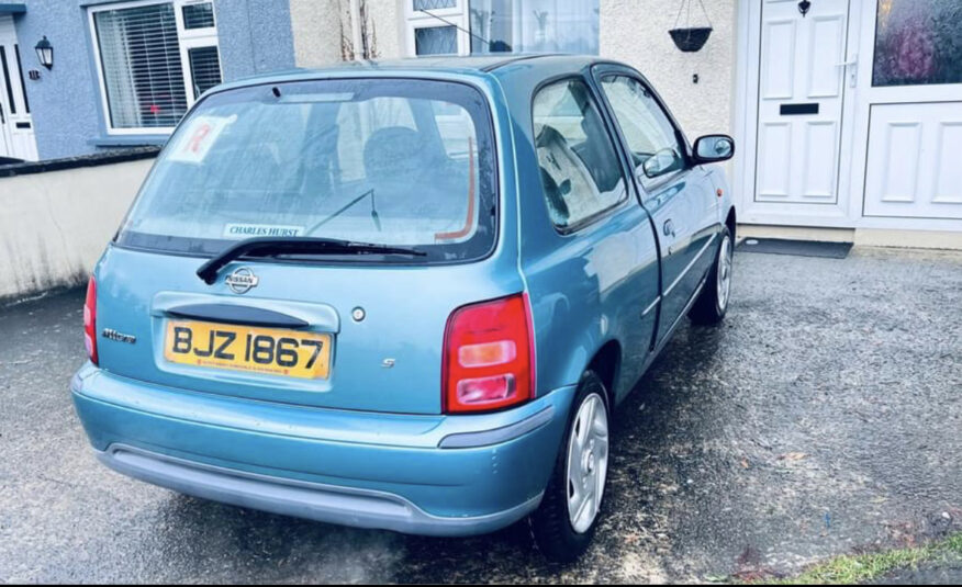 2001 Nissan micra