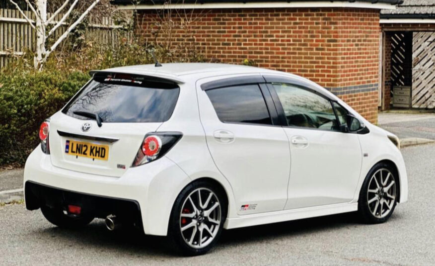 2012 Toyota Yaris vitz 1.5 Gs sports Edition auto F/S/H ulez free