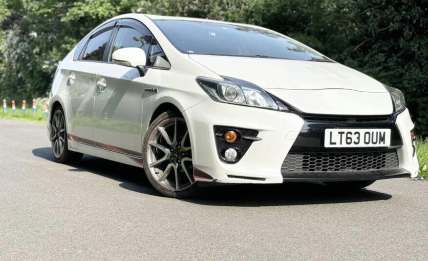 2013 TOYOTA PRIUS G’S SPORTS HYBRID AUTOMATIC PETROL GS NEW.