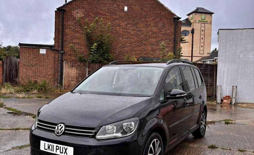 2011 Volkswagen Touran 1.4i automatic free ulez