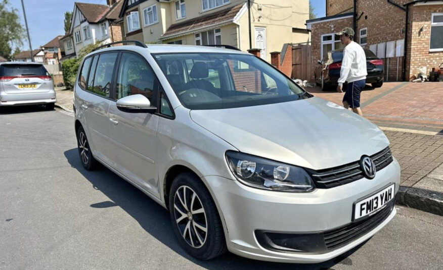 Volkswagen Touran mpv 1.4 petrol 7 seats