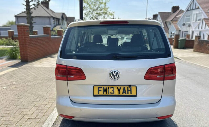 Volkswagen Touran mpv 1.4 petrol 7 seats