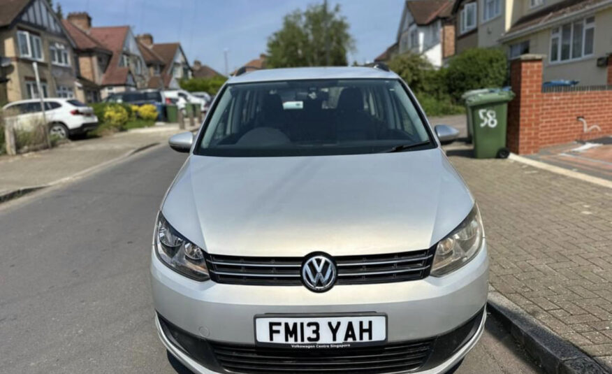 Volkswagen Touran mpv 1.4 petrol 7 seats