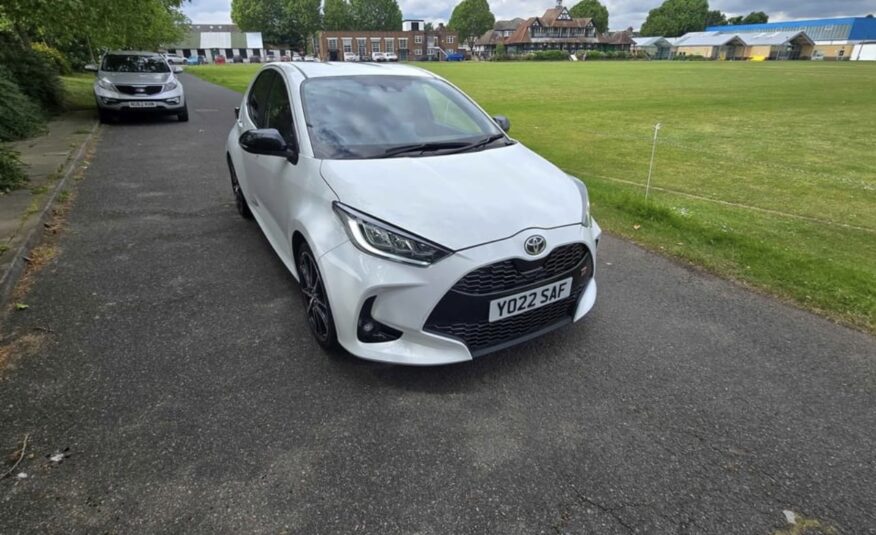 2022 Toyota GR SPORT HYBRID Yaris ulez Compliant petrol