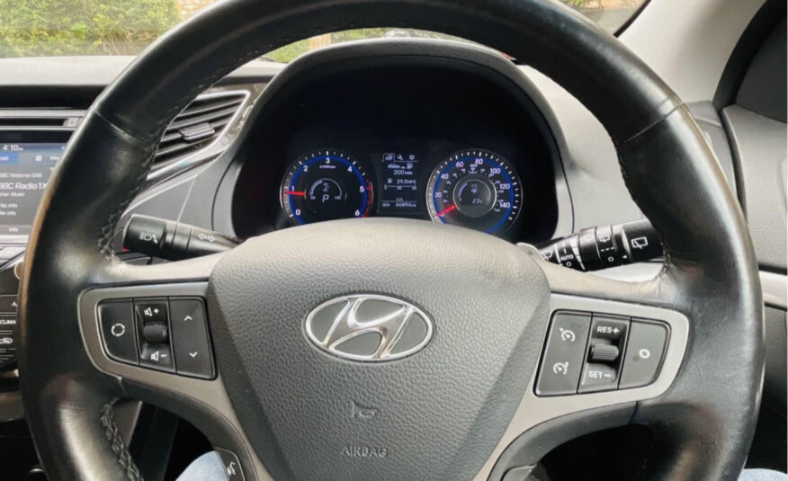 2016 Hyundai 140 Se Nav Crdi Blue Drive S-A